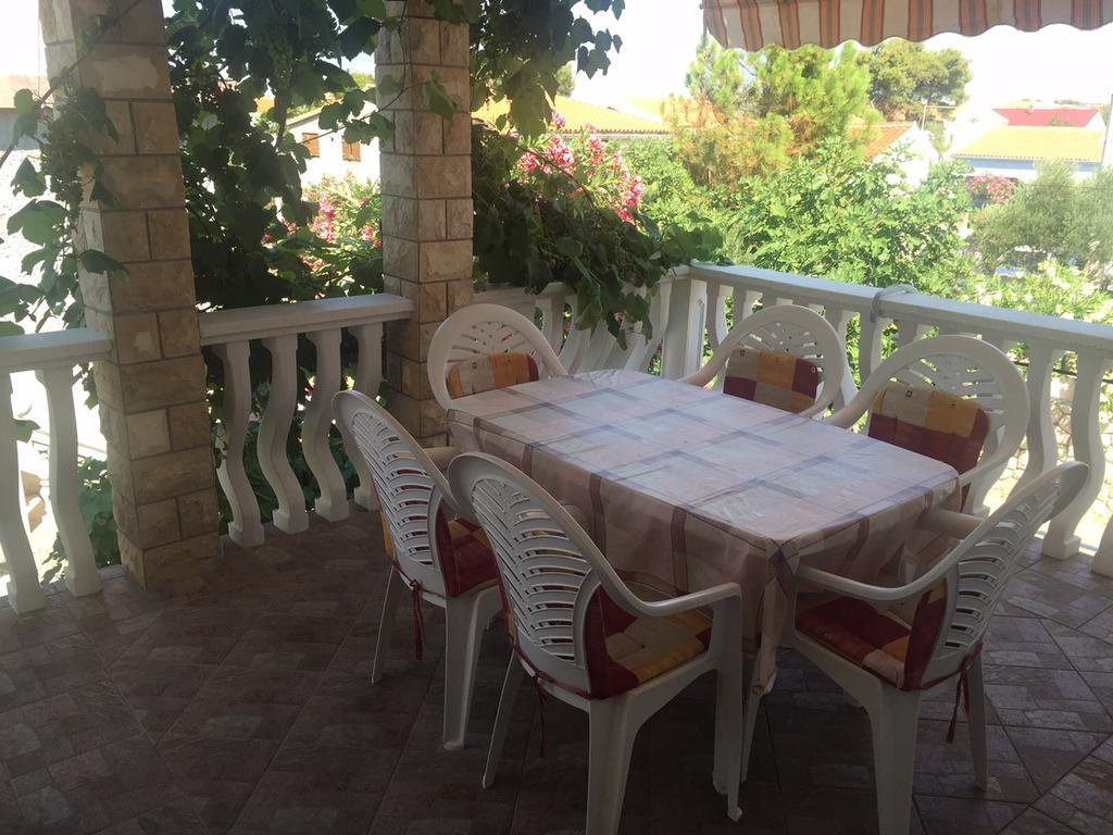 Apartment Krmpotic Vir Δωμάτιο φωτογραφία